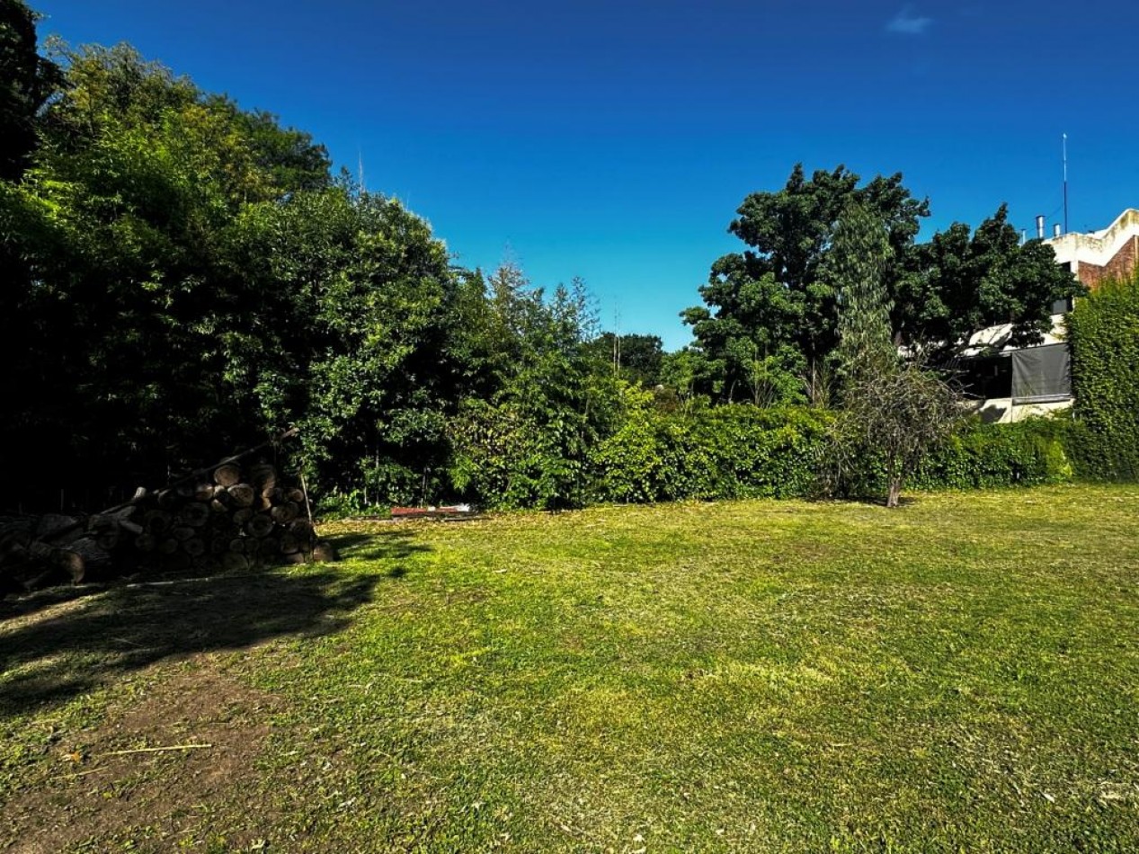 Lote en  venta en exclusivo barrio en Beccar
