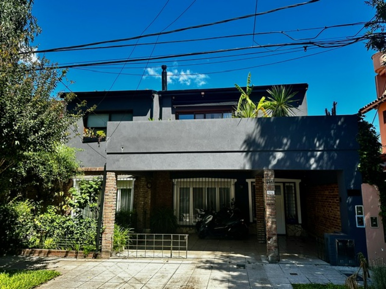 PH en venta  en Beccar en planta baja con   propio