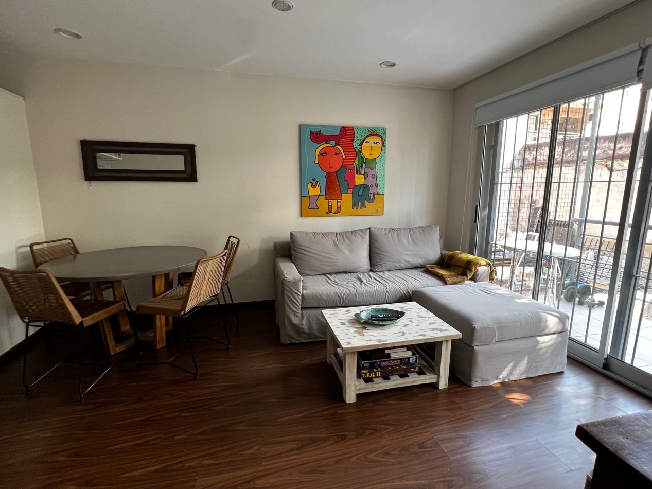 Departamento en  venta, dos amplios ambientes con cochera en San Fernando