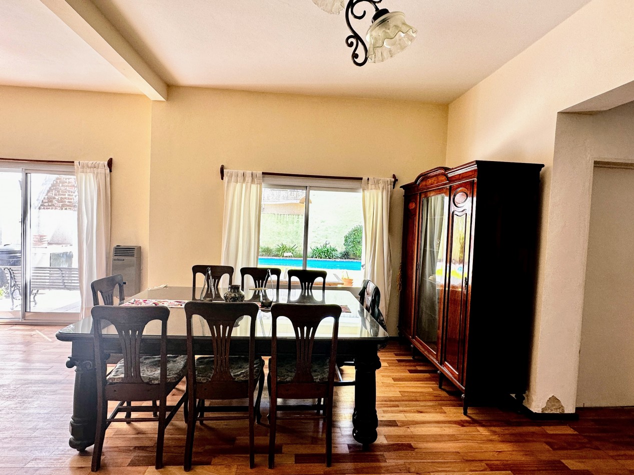 Casa en venta en el bajo de  San isidro, muy cerca de tren de la costa