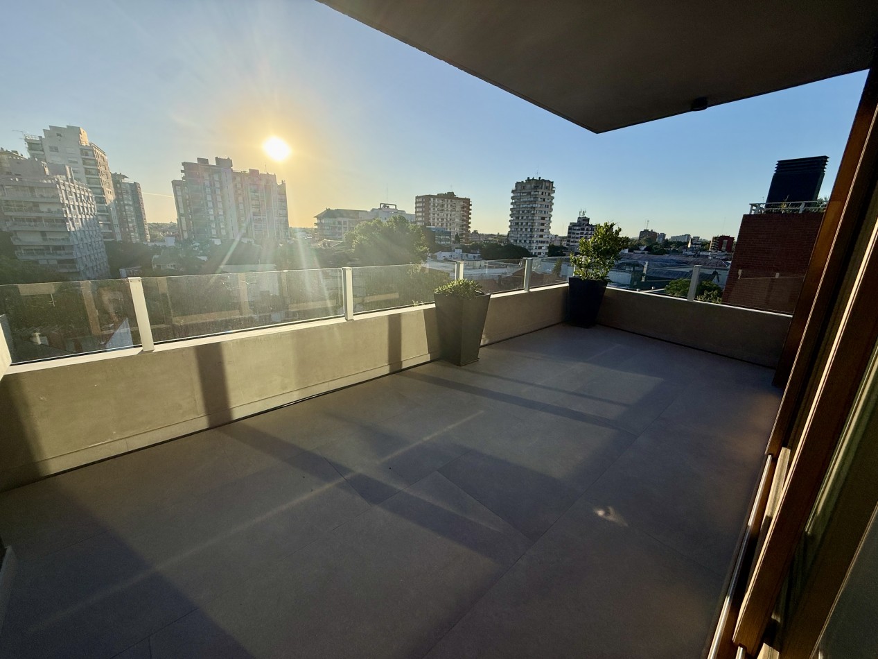 Departamento en San Isidro en alquiler con balcon terraza y cochera  a estrenar