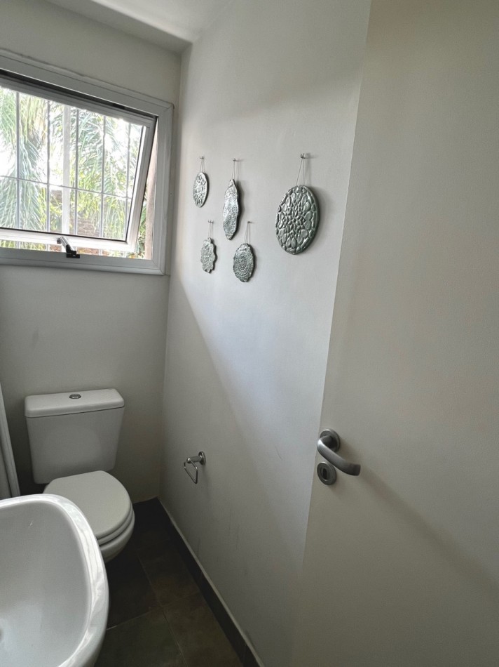 Departamento en  venta, dos amplios ambientes con cochera en San Fernando