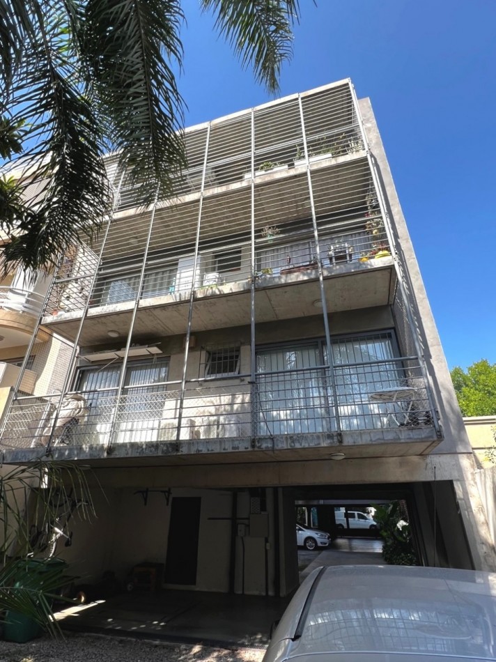 Departamento en  venta, dos amplios ambientes con cochera en San Fernando