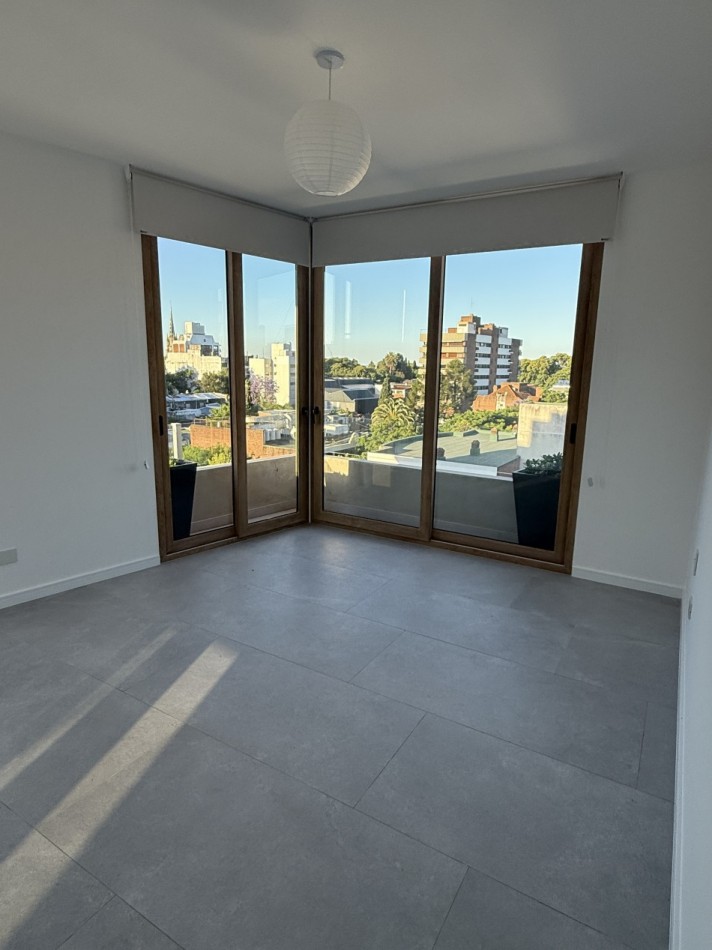 Departamento en San Isidro en alquiler con balcon terraza y cochera  a estrenar