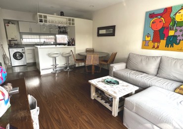 Departamento en  venta, dos amplios ambientes con cochera en San Fernando