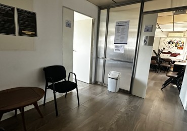 Oficina en San Isidro en venta con mucha luz y bajas expensas